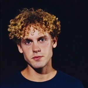 Meet your Posher, Bobby